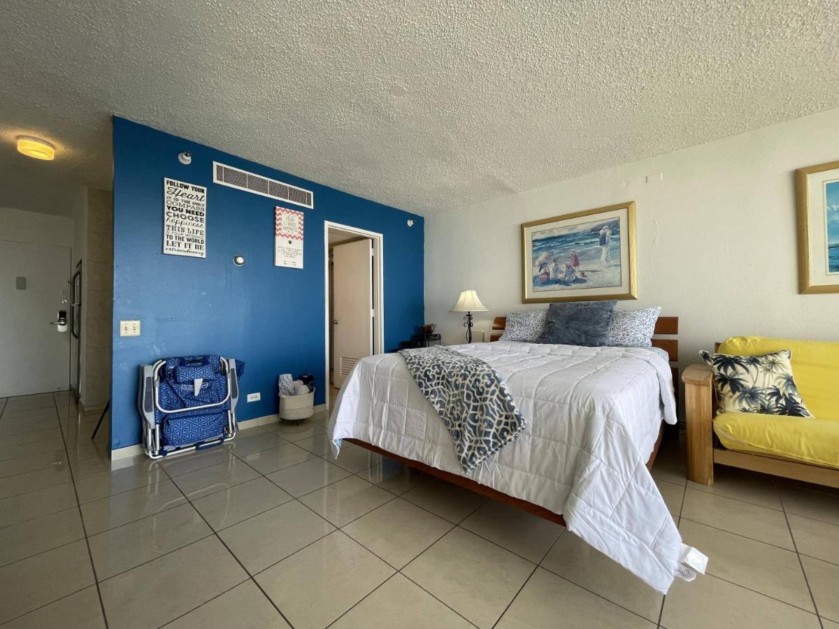 Tropical Studio At The Beach In Isla Verde سان خوان المظهر الخارجي الصورة