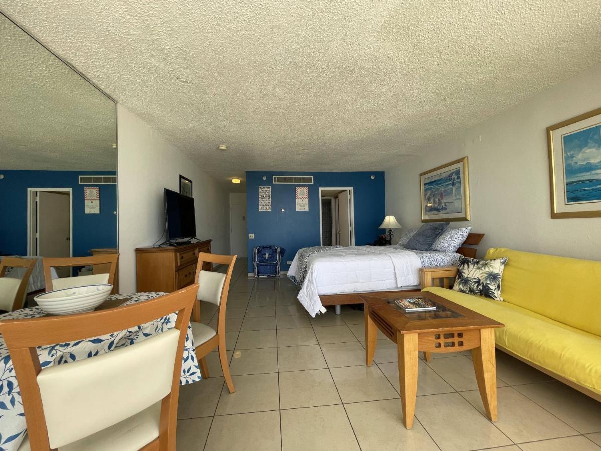 Tropical Studio At The Beach In Isla Verde سان خوان المظهر الخارجي الصورة