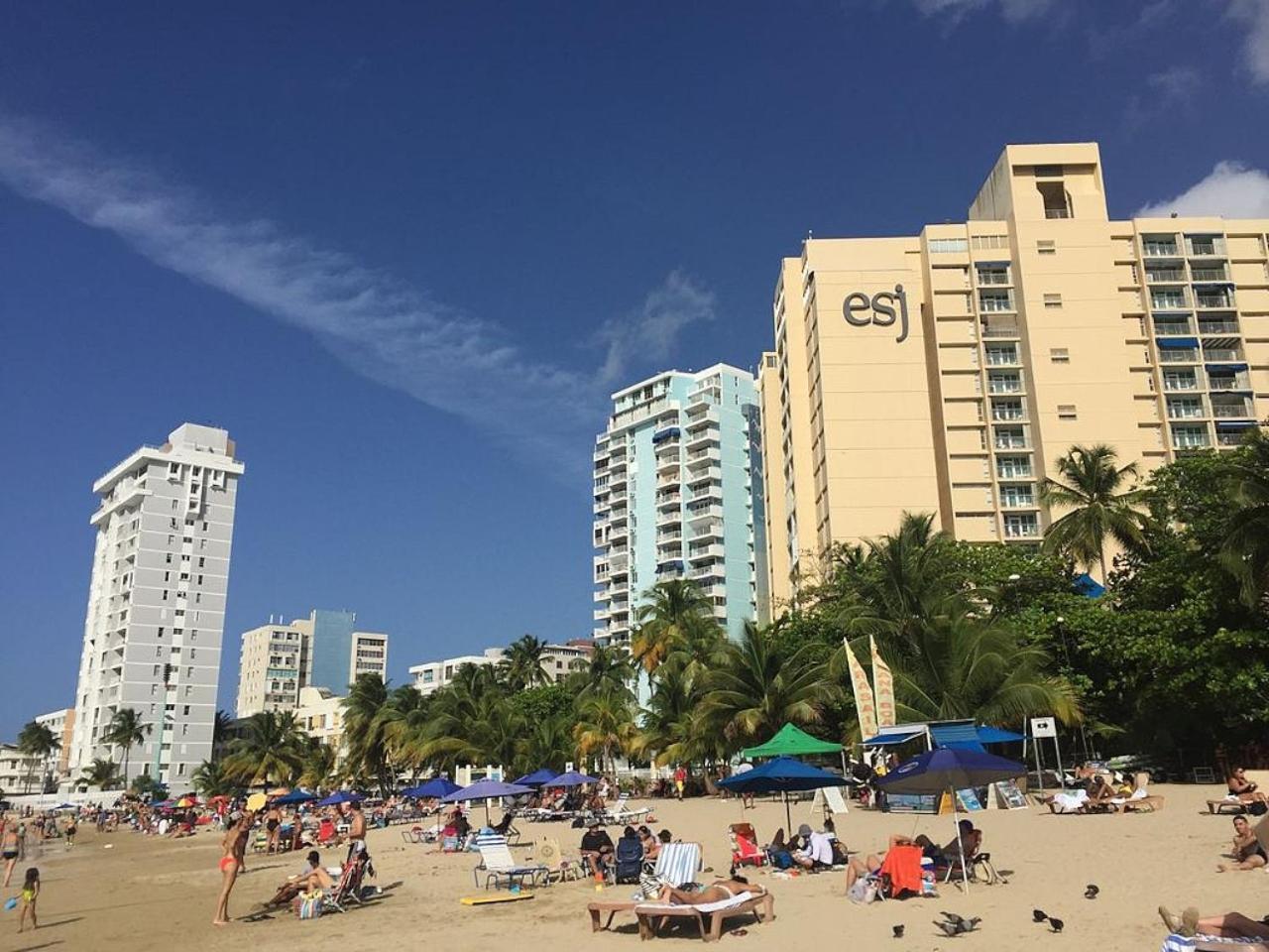 Tropical Studio At The Beach In Isla Verde سان خوان المظهر الخارجي الصورة